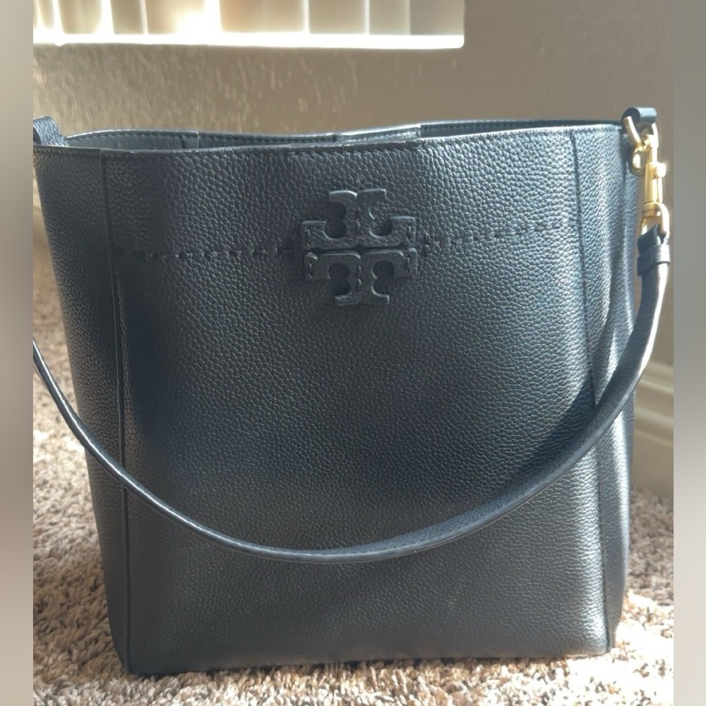 Tory Burch McGraw bucket purse
